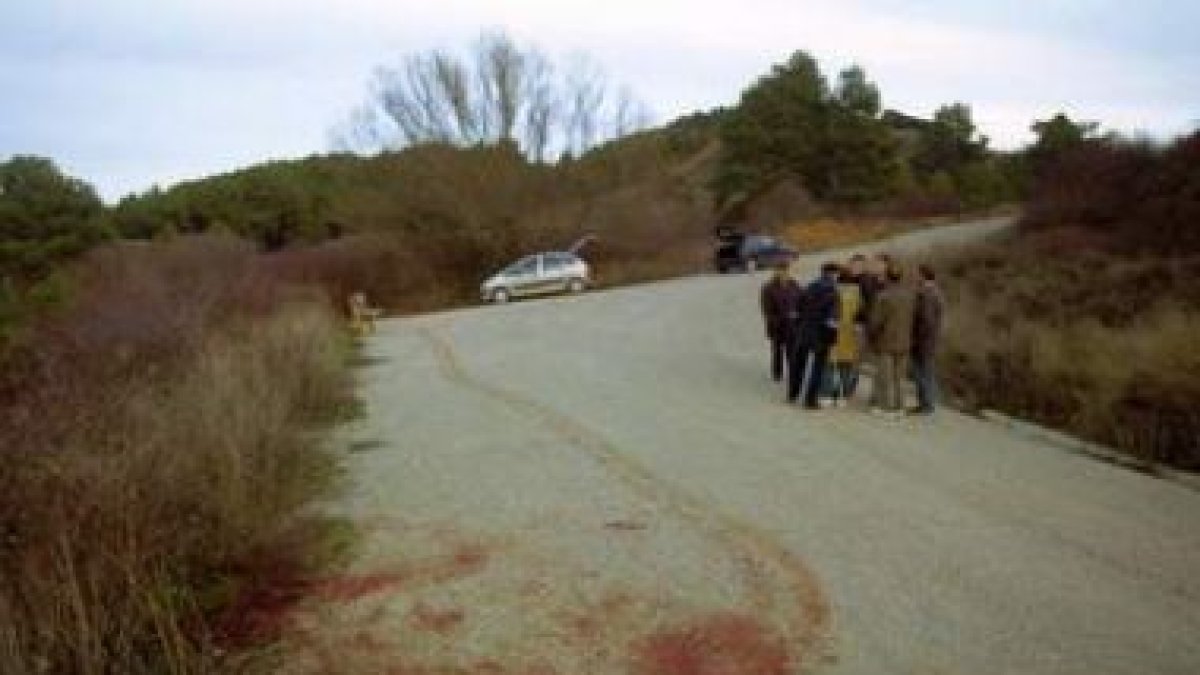 Rastro de sangre del joven asesinado en diciembre del 2000 en La Candamia.