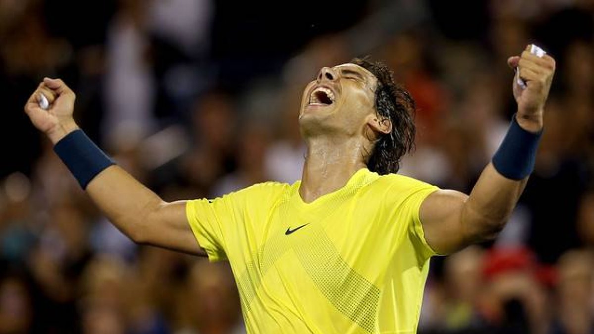 Nadal celebra su victoria sobre Djokovic que le permite jugar la final de Montreal frente a Raonic.