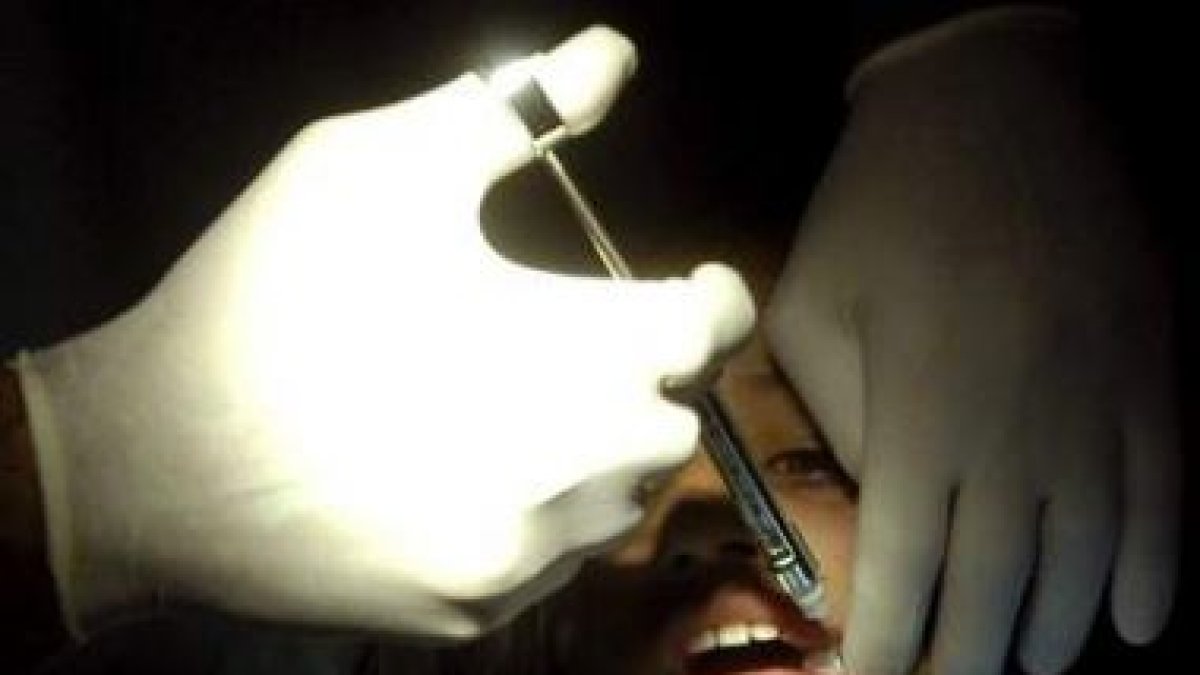 Los dentistas españoles proponen que la asistencia gratuita se amplíe hasta los 18 años