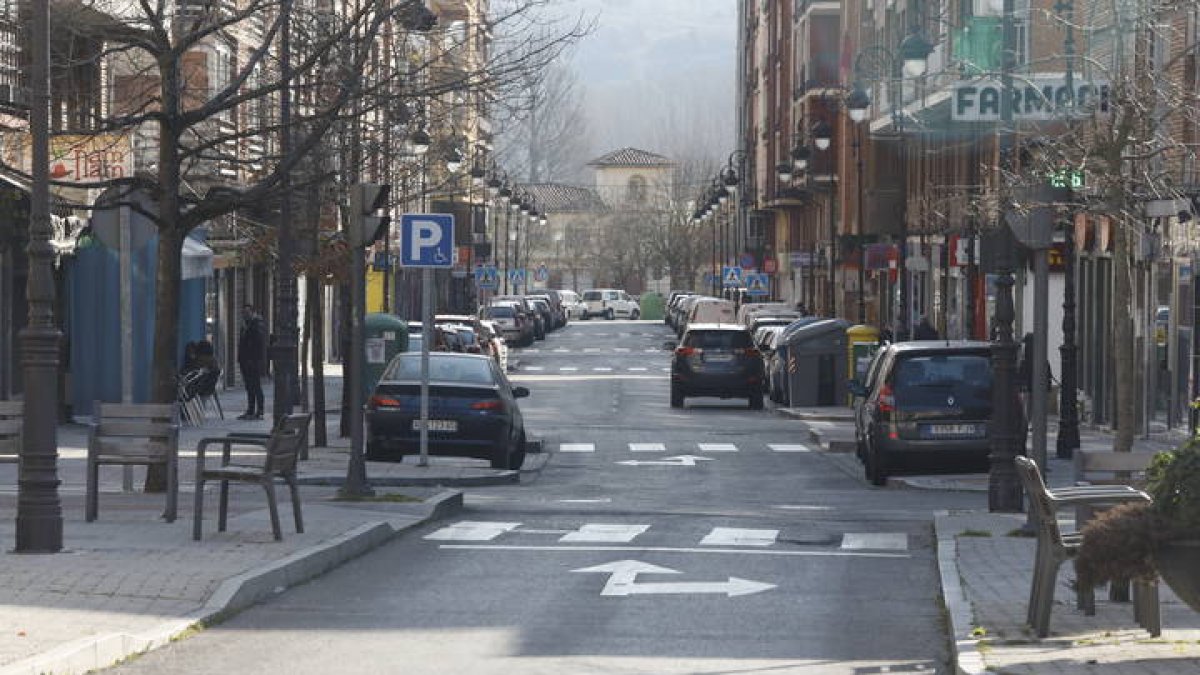 Vista de la calle José María Fernández. MARCIANO PÉREZ