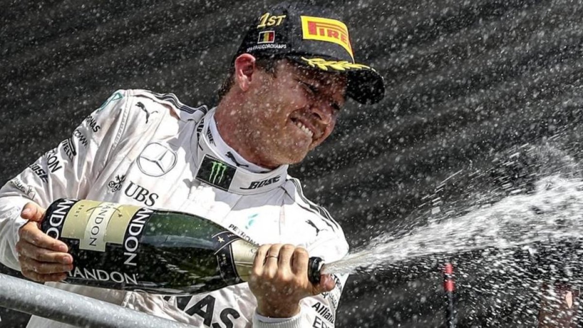 Nico Rosberg, en el podio de Spa como vencedor del GP.