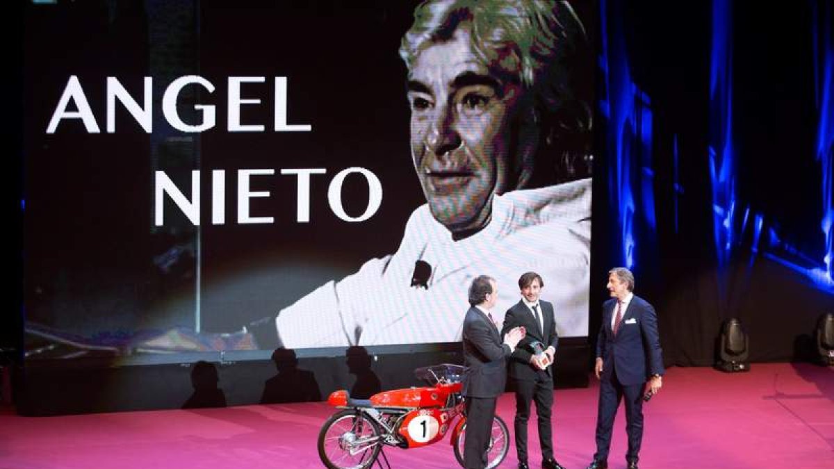Ángel Nieto recibirá un nuevo homenaje del motociclismo español. DOMENECH CASTELLO