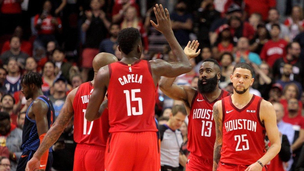 La gran labor ofensiva de Harden permitió a los Rockets ganar su segundo partido consecutivo sin la presencia del base titular Chris Paul