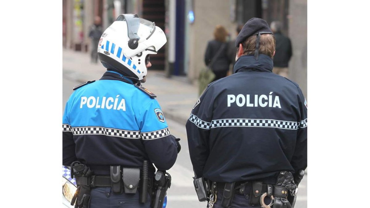 Agentes de la Policía local, en una imagen de archivo.