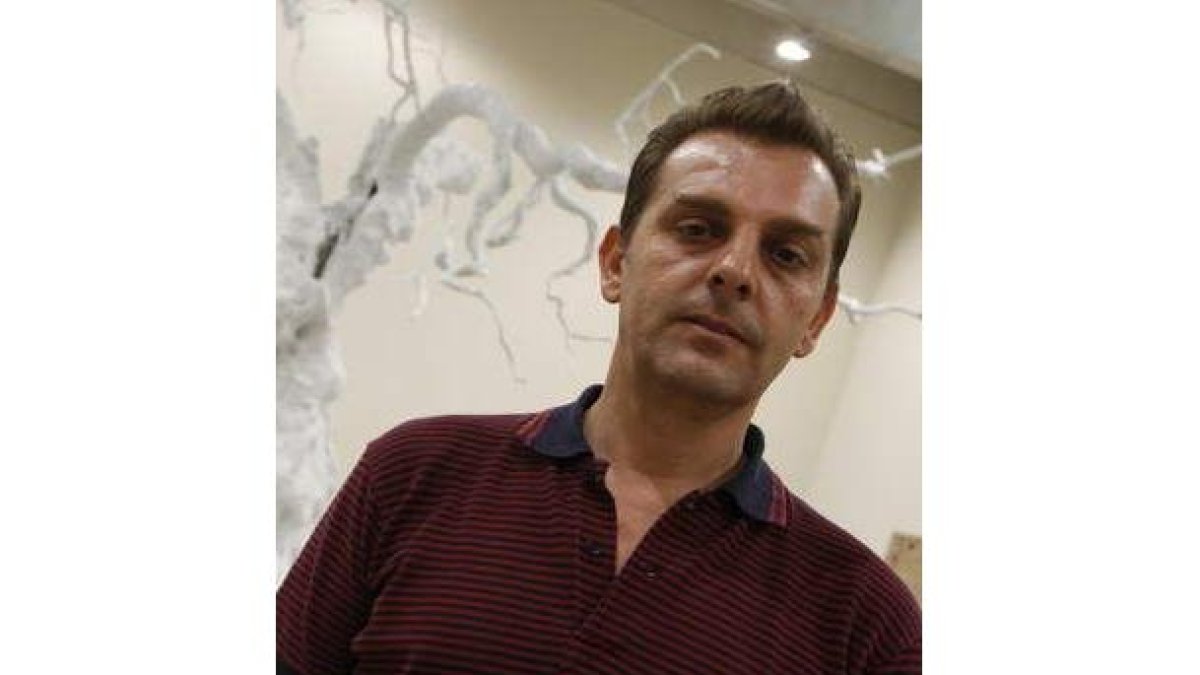 El artista suizo Ugo Rondinone, que expone en el Musac «La noche de plomo».