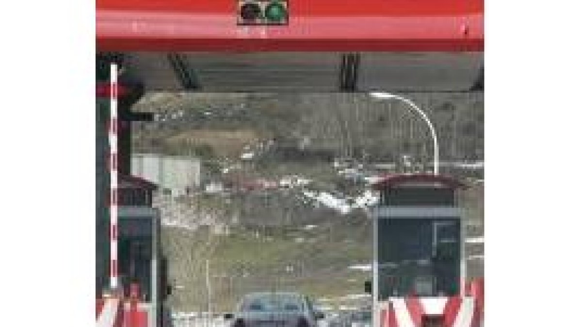 El único tramo con peaje de la Ruta de la Plata discurre entre Asturias y León