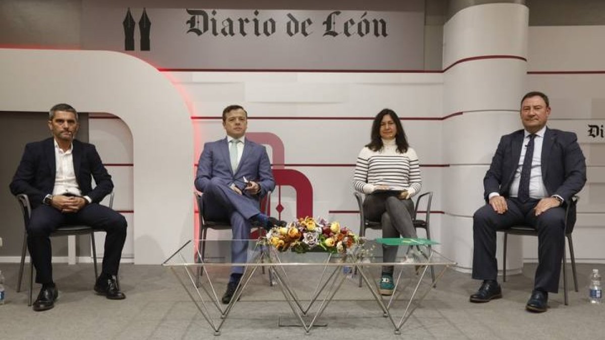 Eduardo Mera, Alejandro Fernández, Pilar Infiesta y Ángel Zorita. RAMIRO