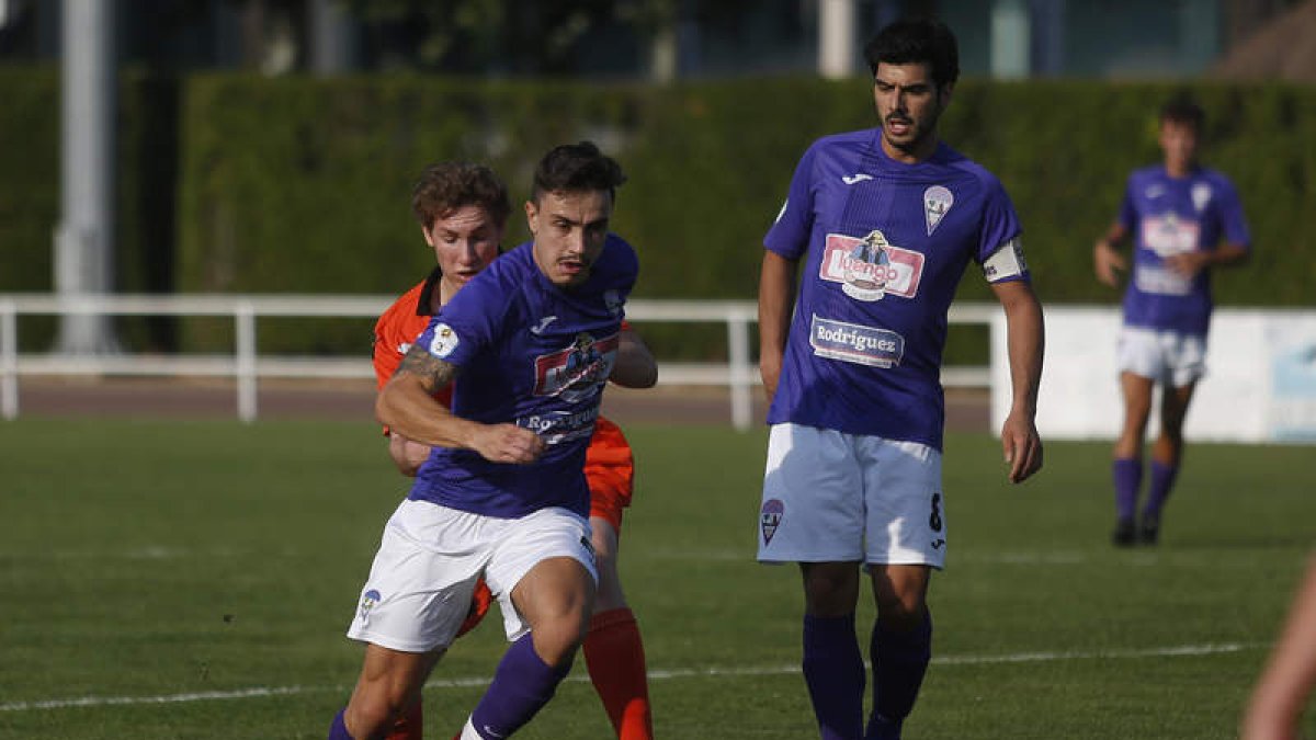 El equipo morado mereció mucho más que un punto. FERNANDO OTERO