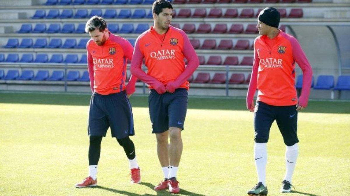 Messi, Suárez y Neymar, en el entrenamiento de este jueves.