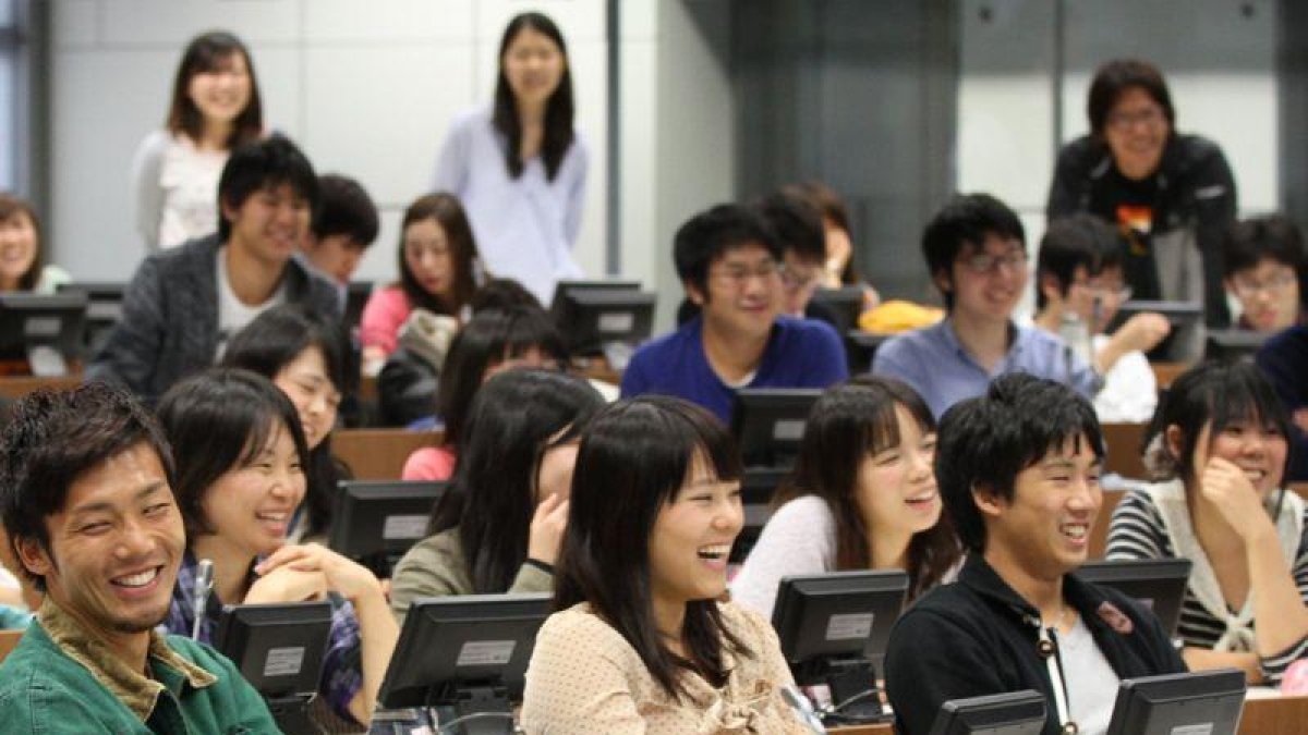 Estudiantes en un aula de la Univesidad de Juntendo, en Tokio.