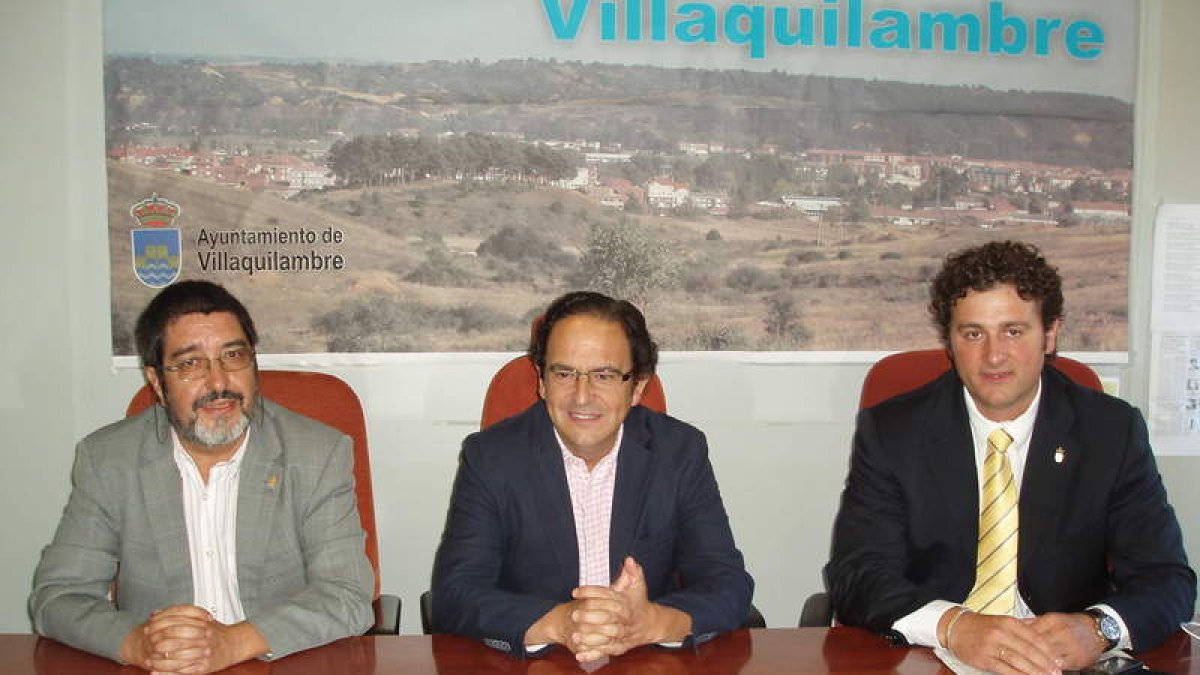 Mitadiel, Aznar y Manuel García, en la reunión de ayer.