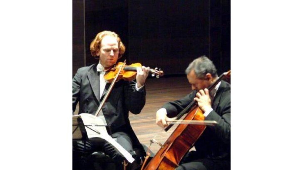 Dos de los integrantes del Beaux Arts Trío en el concierto del Auditorio