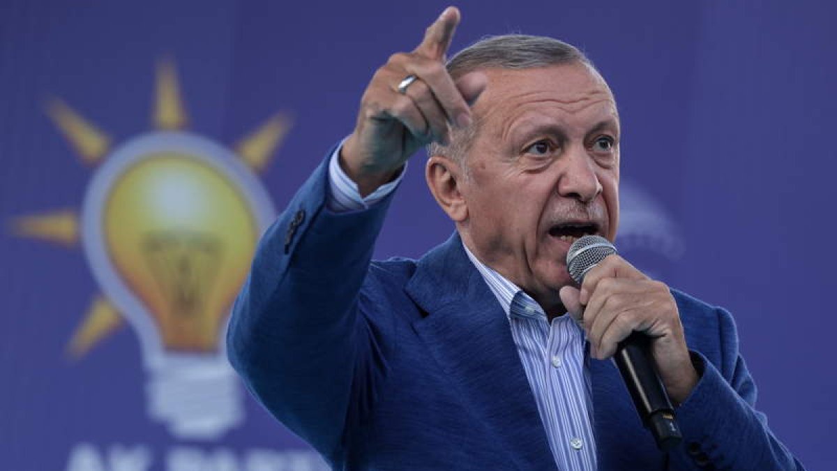 Recep Tayyip Erdogan ayer, en un mitin en Estambul. ERDEM SAHIN