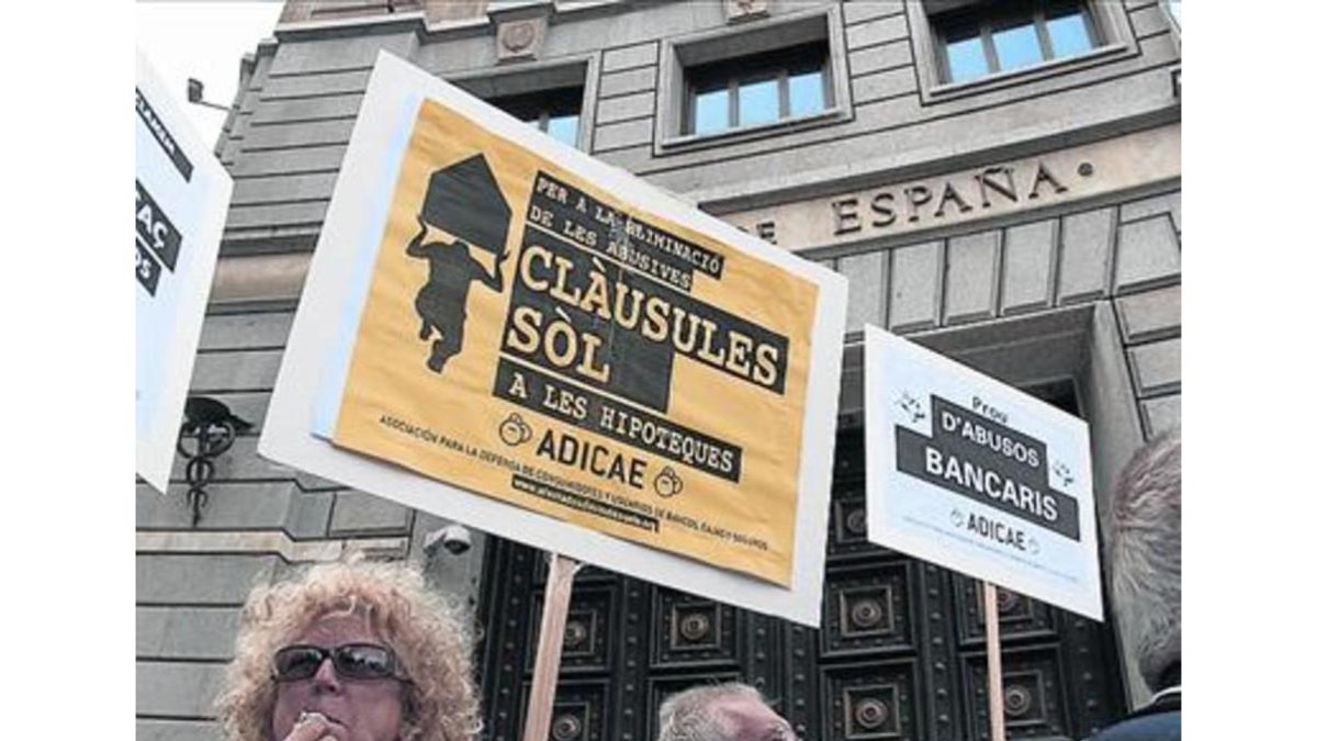 Protesta contra las cláusulas suelo en Barcelona.