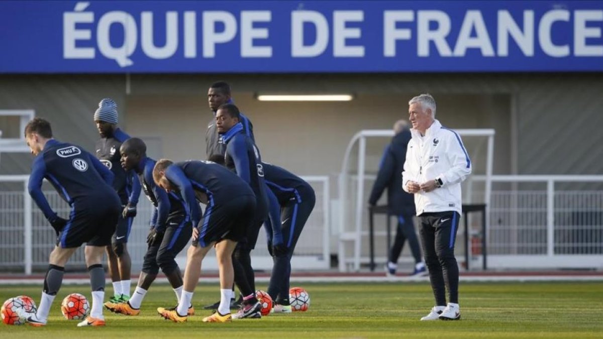 Entrenamiento de la selección francesa de fútbol, este martes en Clairefontaine, cerca de París