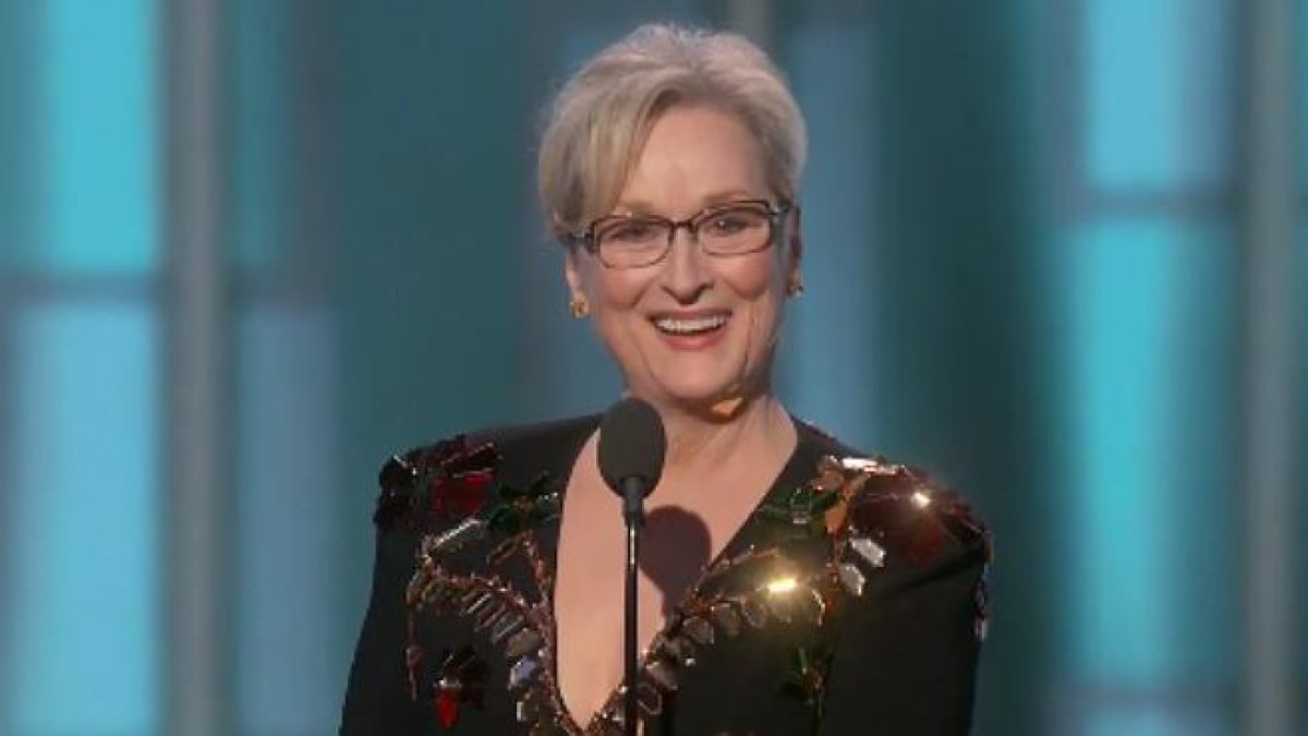 Meryl Streep le dedicó varios dardos a Donald Trump sin nombrarlo ni una vez en su discurso en los Globos de Oro 2017.