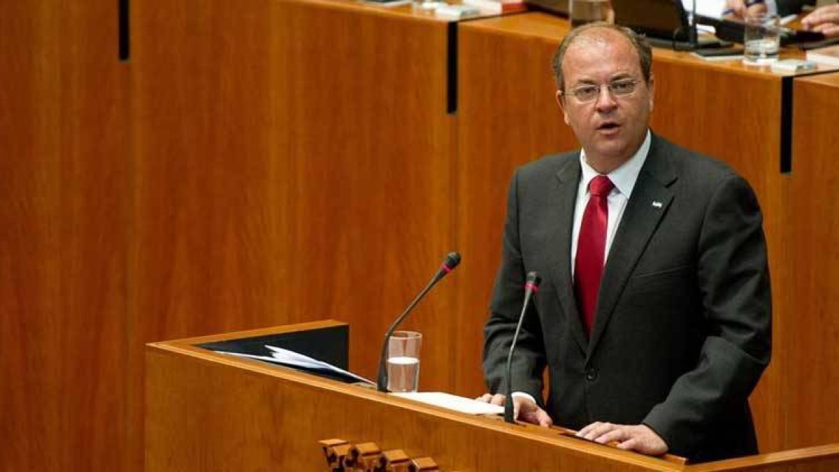 El presidente de Extremadura, José Antonio Monago, durante el Debate del Estado de la Región.