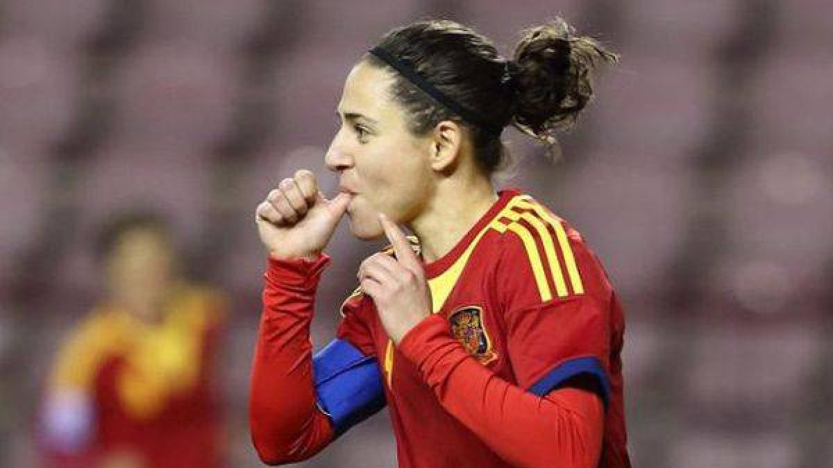 Vero Boquete celebra un gol con la selección española.
