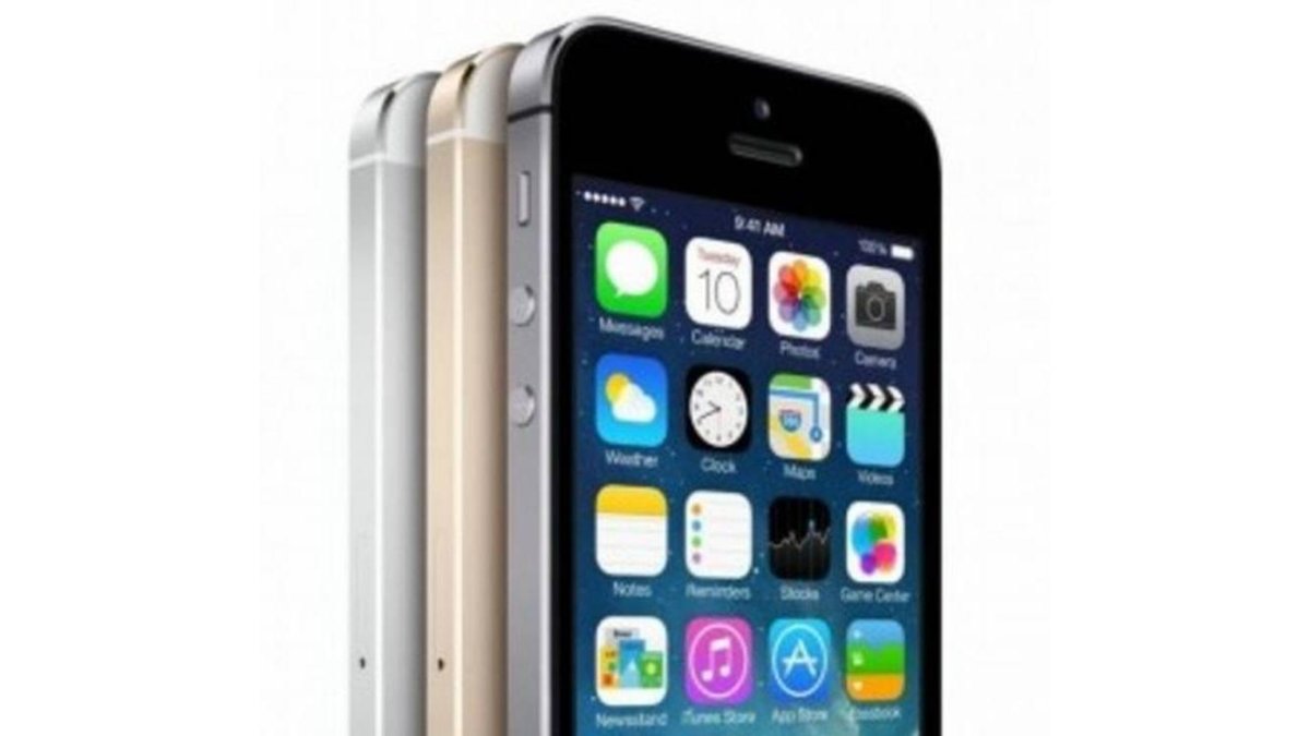 El iPhone 5S, lo último de Apple.
