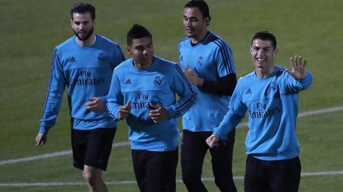 Nacho, Casemiro, Keylor Navas y Cristiano Ronaldo, en el entrenamiento del Madrid este jueves.