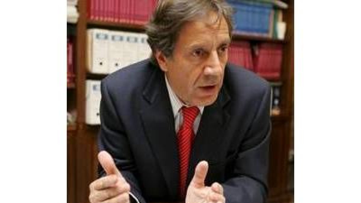 Ángel Villalba, durante la entrevista que concedió al Diario de León