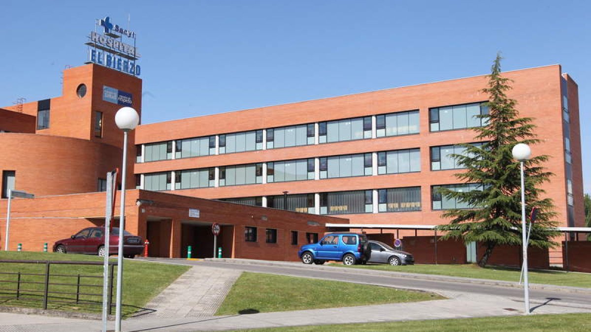 El Hospital del Bierzo tiene 2.677 pacientes en lista de espera, 714 más que hace dos años.