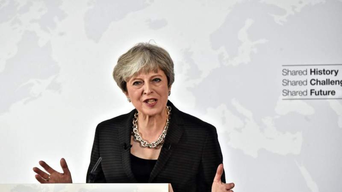 La primera ministra May pronunció ayer un discurso sobre el ‘brexit’ en Florencia. MAURIZIO DEGL’INNOCENTI
