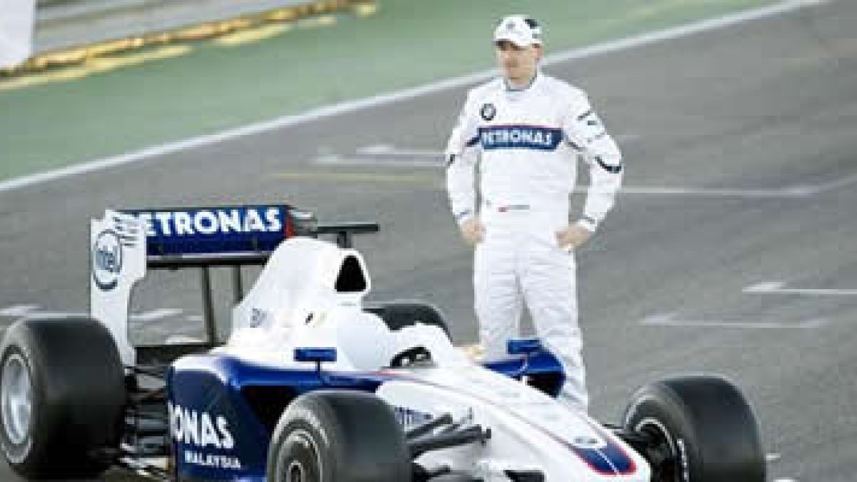 El polaco Robert Kubica presentó su coche esta estemporada en el Circuito Ricardo Tormo de Cheste.