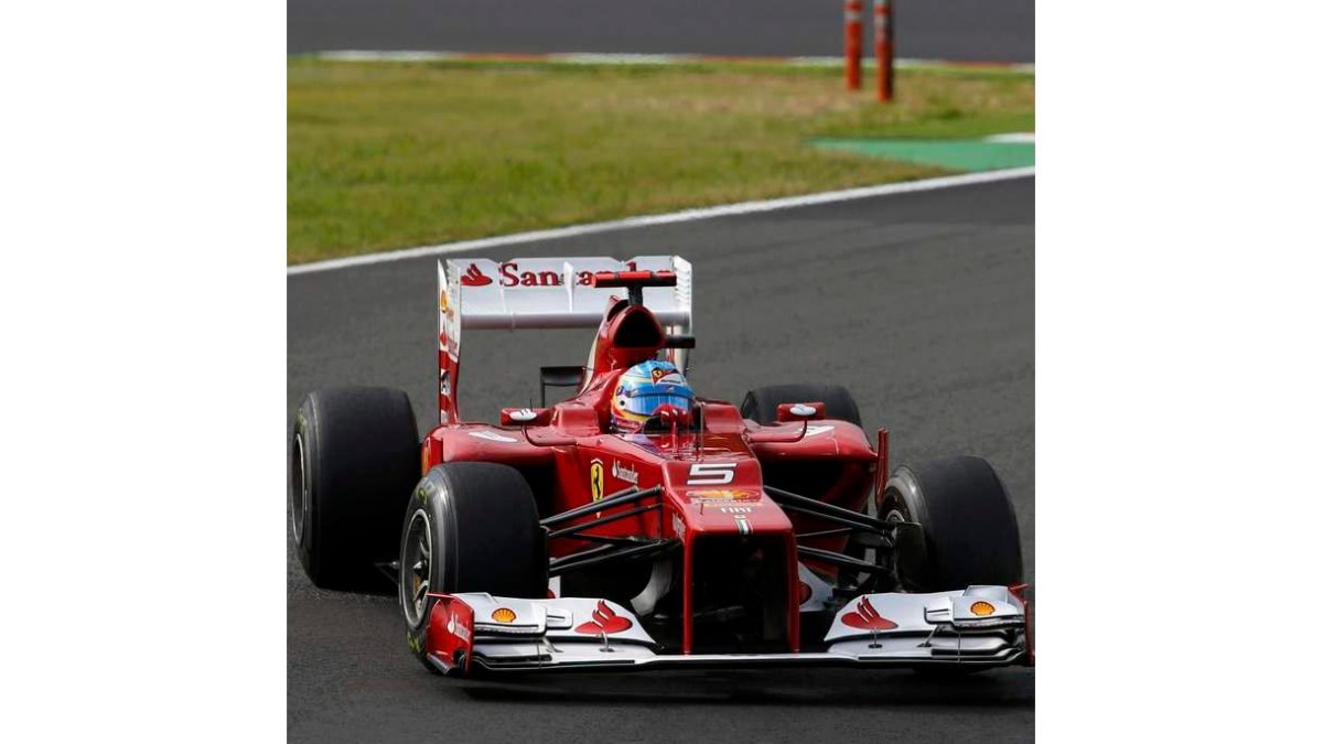 El piloto español, Fernando Alonso, en su Ferrari.