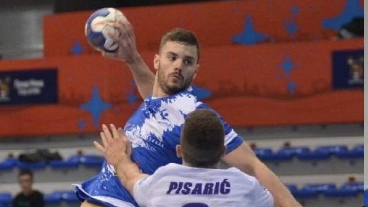 El serbio Marko Milosavljevic reforzará el lateral izquierdo del Ademar la próxima temporada. DL