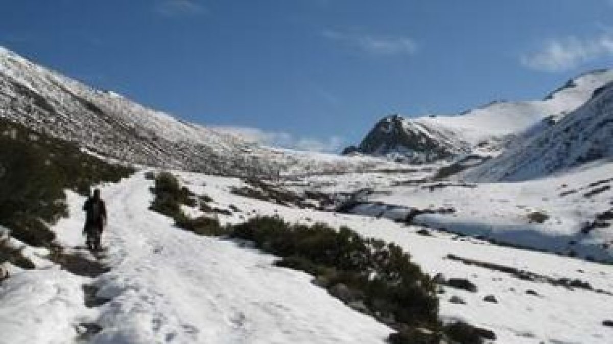 Parte del valle de Lechada en una de las nevadas caídas el pasado invierno.