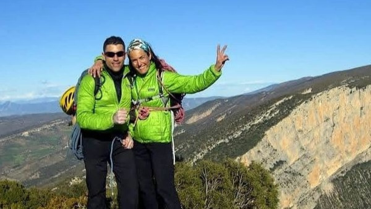 Fotografía con la Eneko acompañaba la nota de despedida al montañero fallecido. HERMANOS POU/RRSS