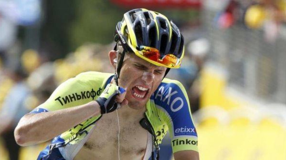 Majka celebra el triunfo en la meta de Risoul, en la segunda etapa alpina del Tour.