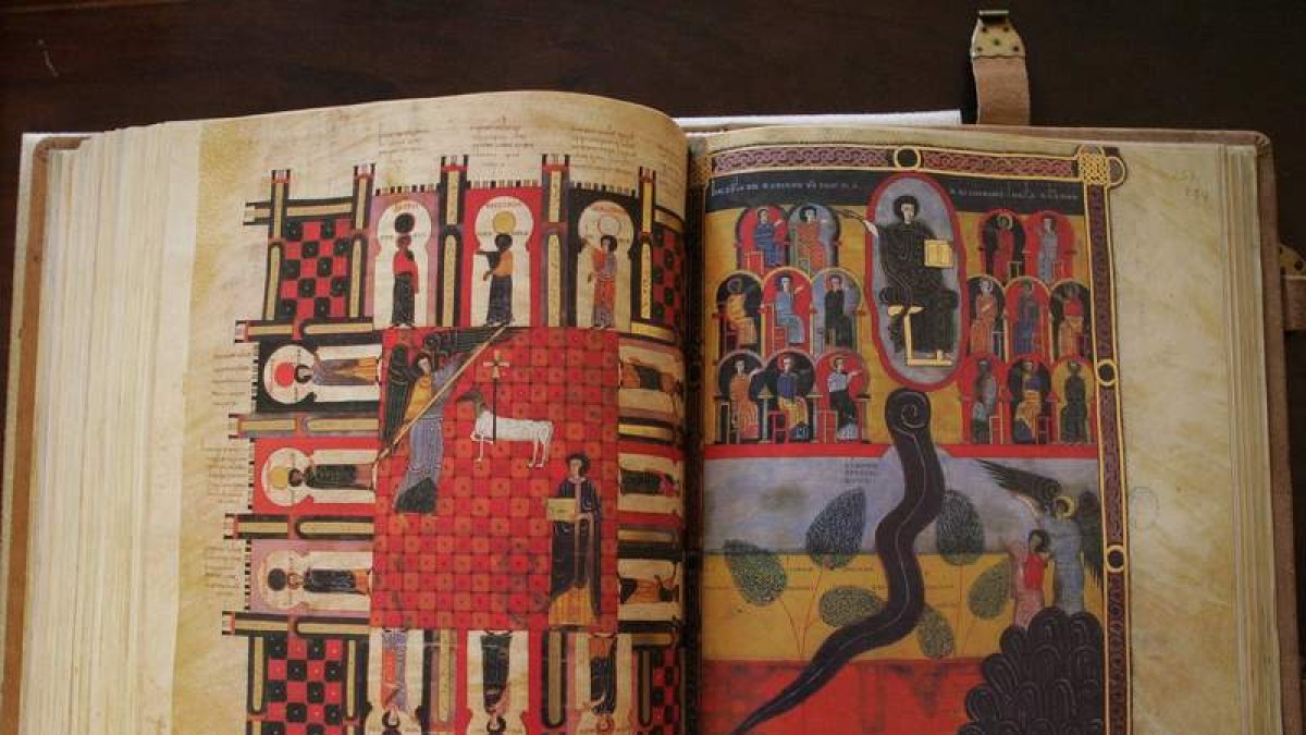 Facsímil del Beato de Fernando I y Sancha, cuyo original se preserva en la Biblioteca Nacional. ARCHIVO