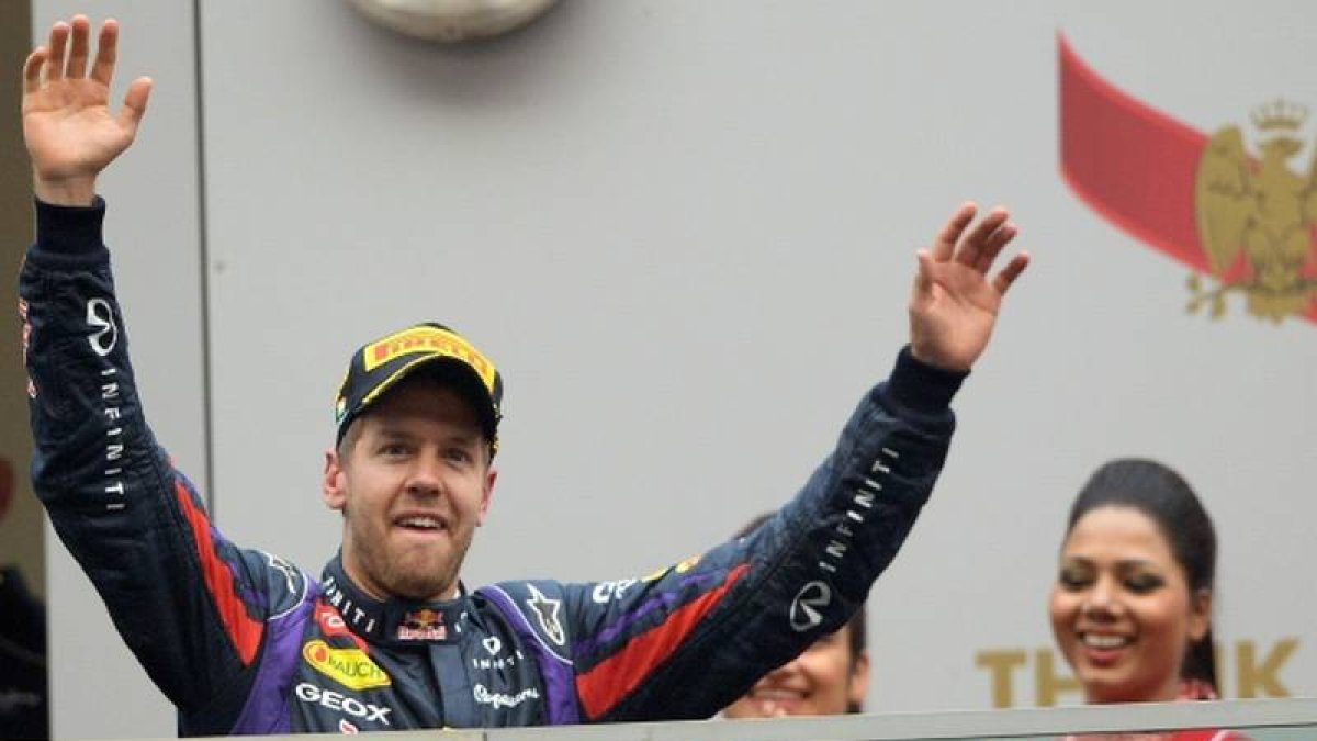 Sebastian Vettel celebra su victoria en el Gran Premio de la India.