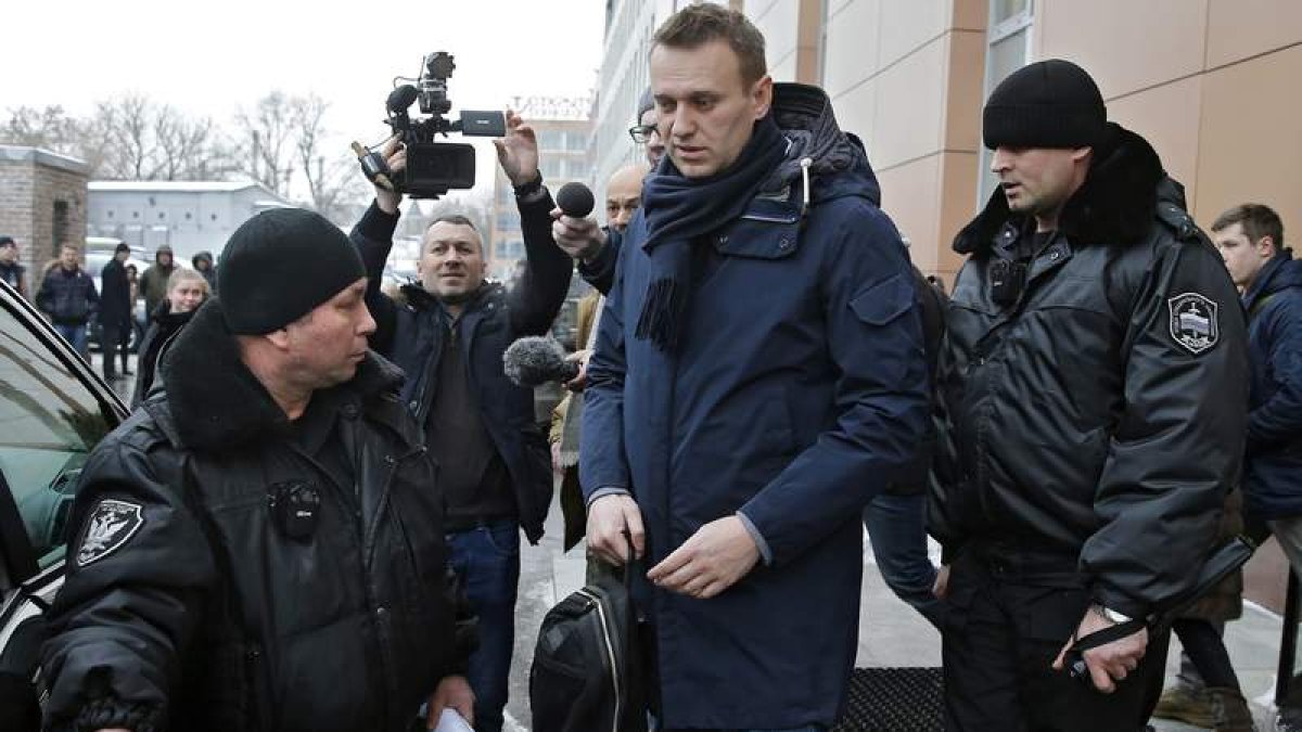 Alexéi Navalni en una foto de archivo durante una de sus detenciones. YURI KOCHETKOV