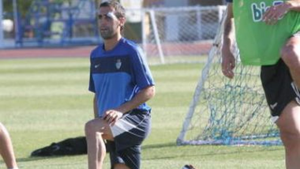 Luis Prieto no jugará ante el FC Cartagena, aunque los técnicos esperan contar con él para el choque