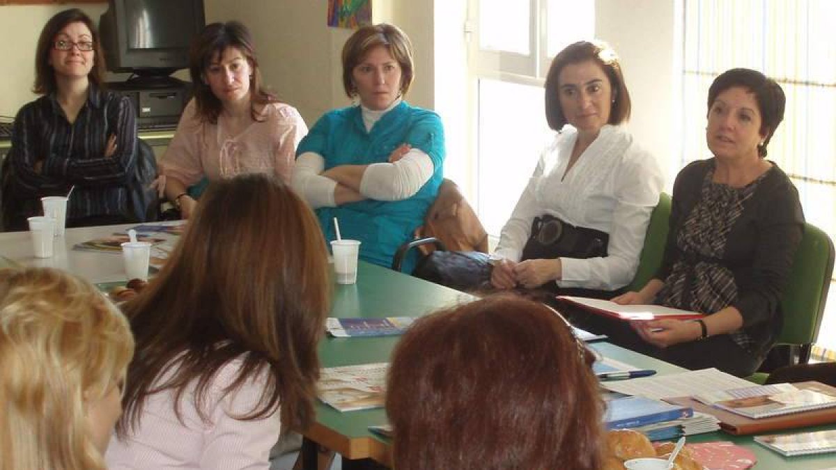 Reunión de mujeres empresarias del municipio, imagen de archivo.