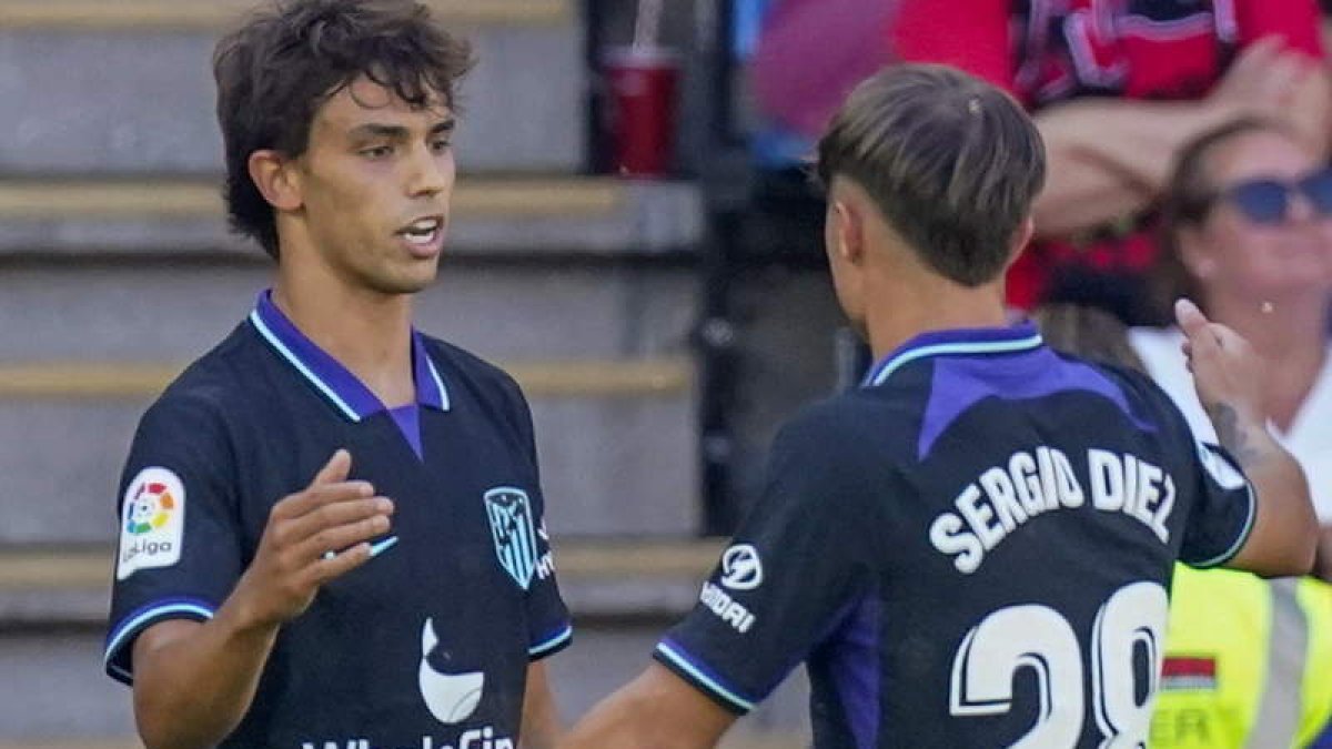 Joao Félix celebra el gol del triunfo ante el United. S. LYSBERG SOLUM