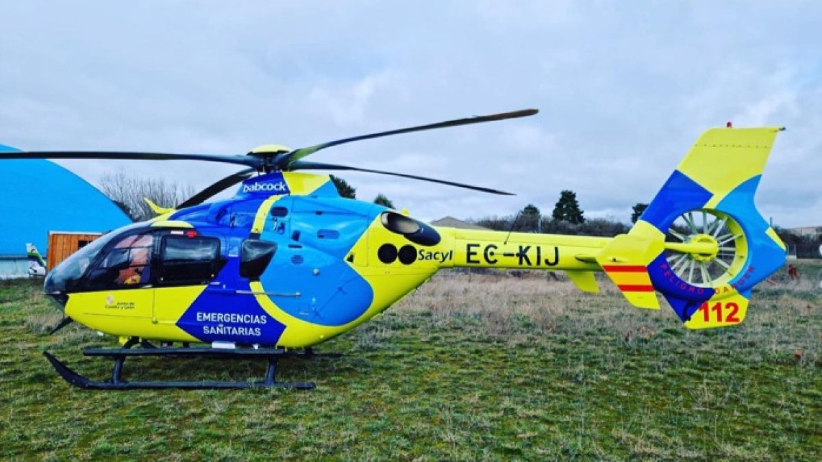 Helicóptero sanitario del Sacyl. 112