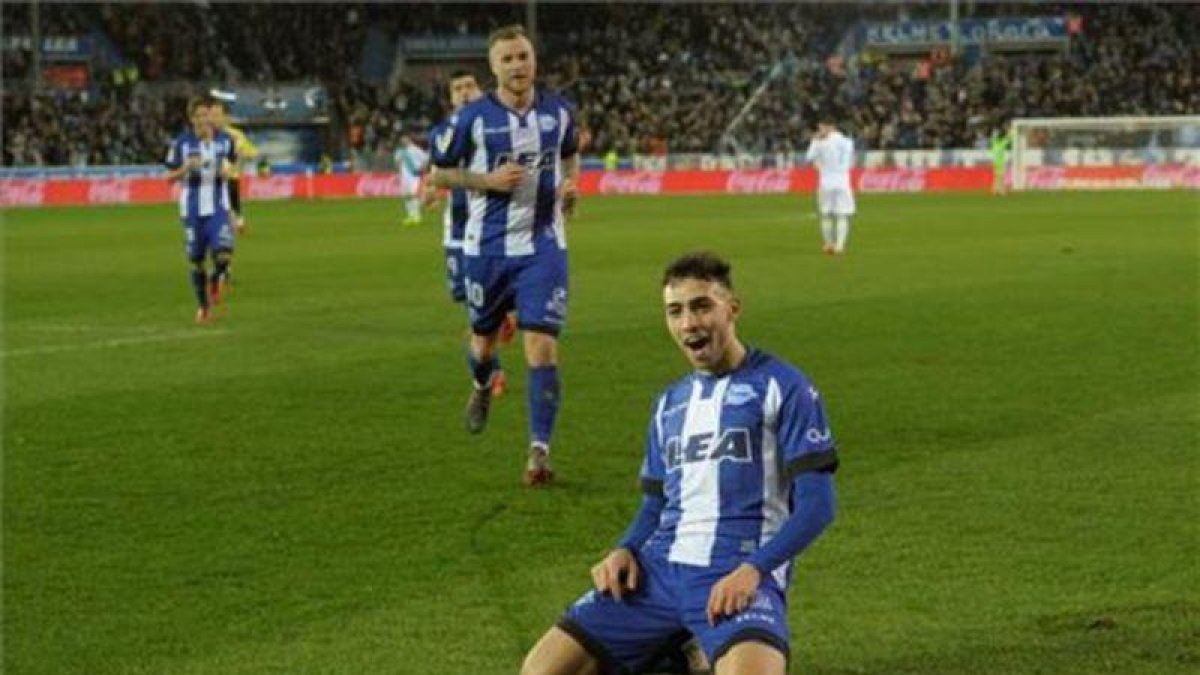 Munir el Haddadi celebrando uno de sus goles con el Alaves en esta temporada.