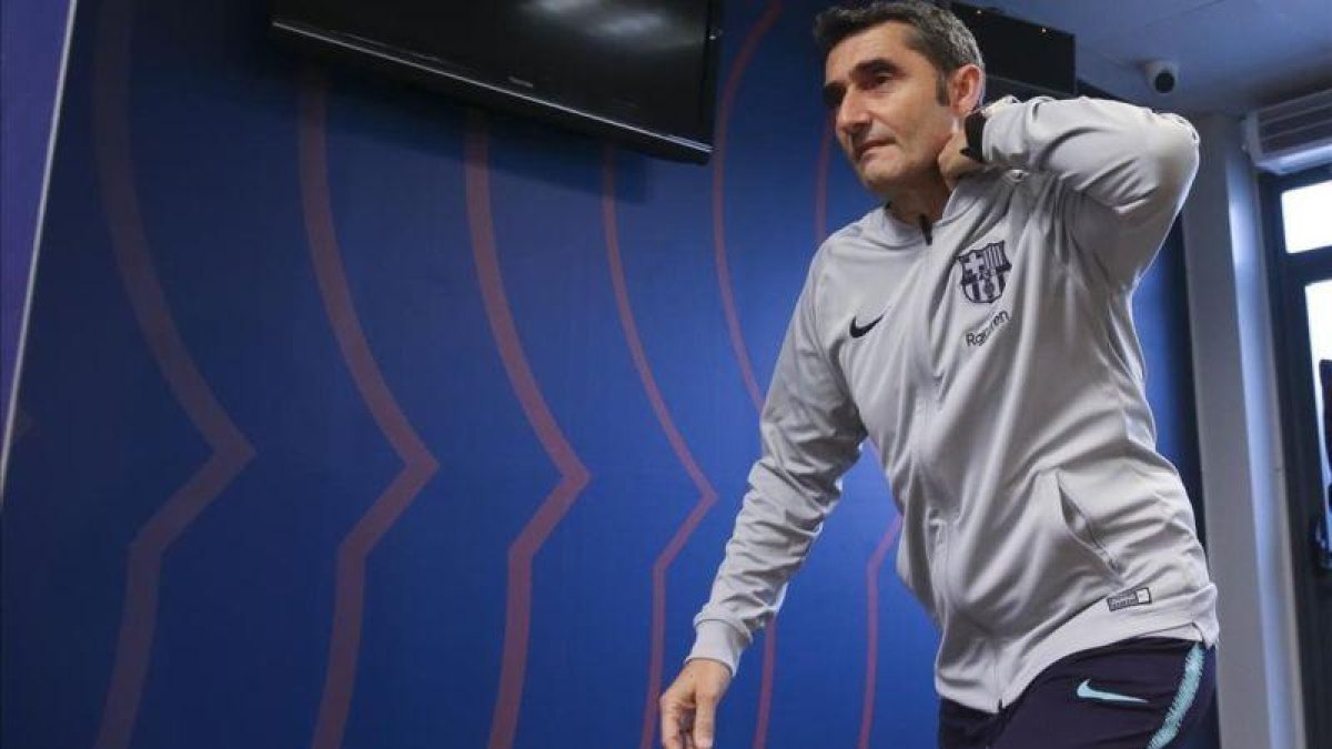 Ernesto Valverde, antes de la rueda de prensa.