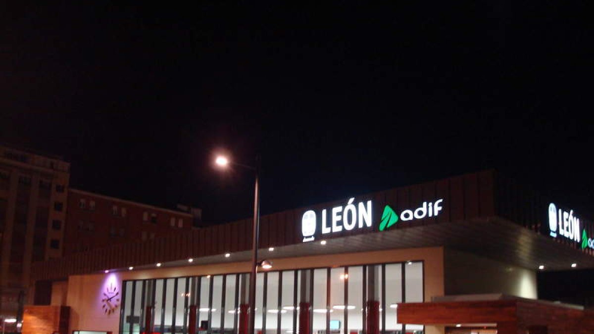 Estación de León, en principio con carácter provisional.