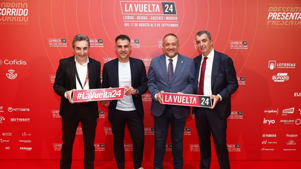 El presidente de la Diputación, Gerardo Álvarez, durante la presentación de la Vuelta a España. DL