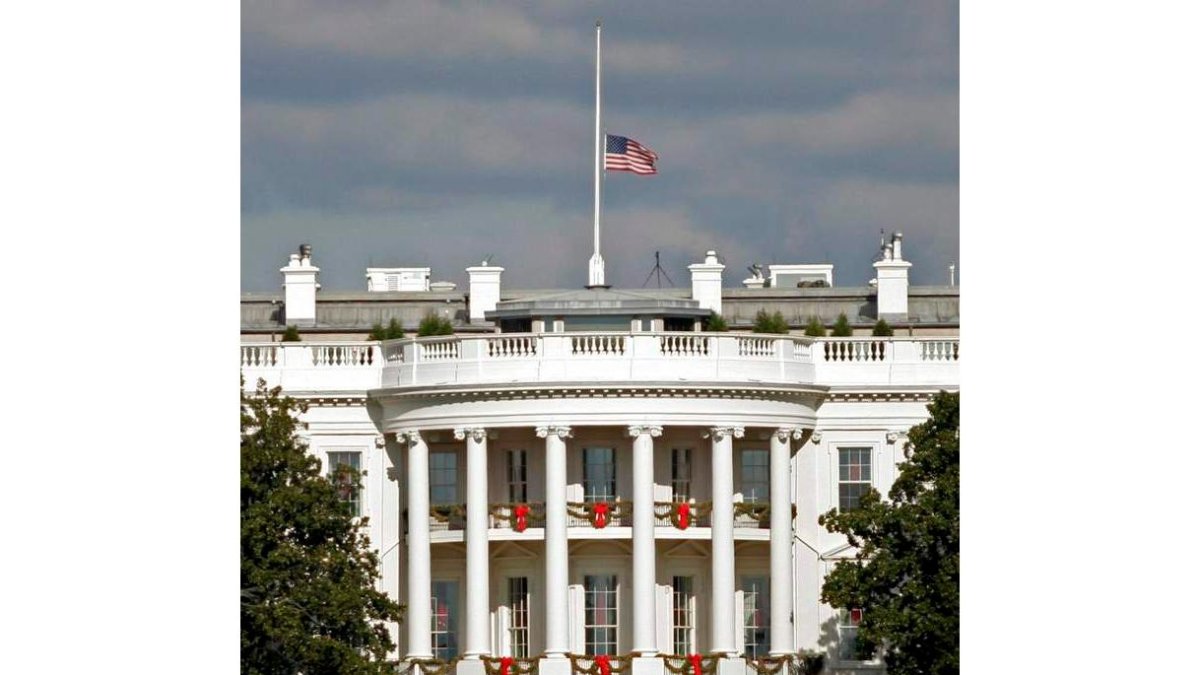 Vista de la fachada principal de la Casa Blanca.