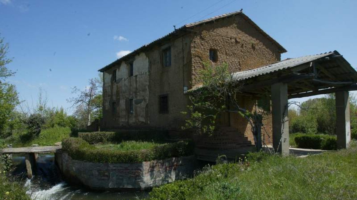 La convocatoria va dirigida a construcciones que revistan valor arquitectónico, arqueológico, industrial o etnográfico. JESÚS F. SALVADORES