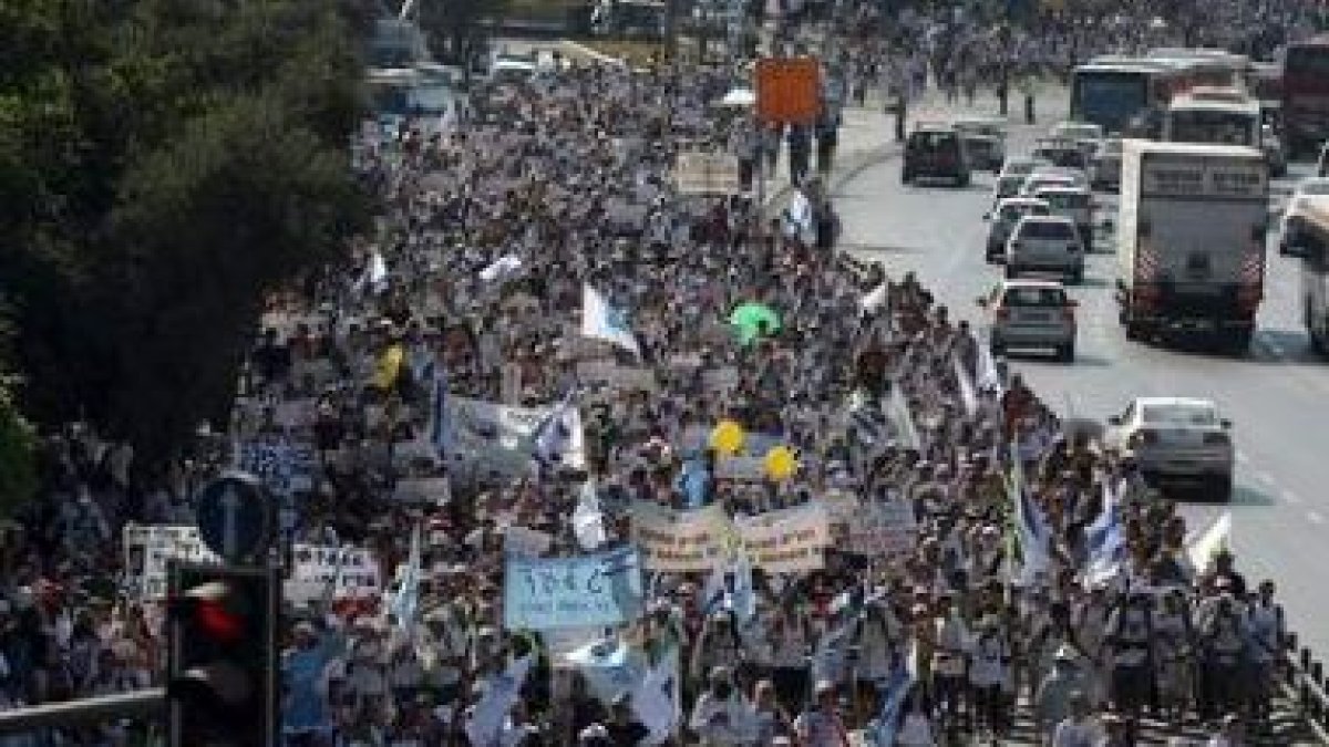 Miles de personas en la marcha por la liberación de Shalit.