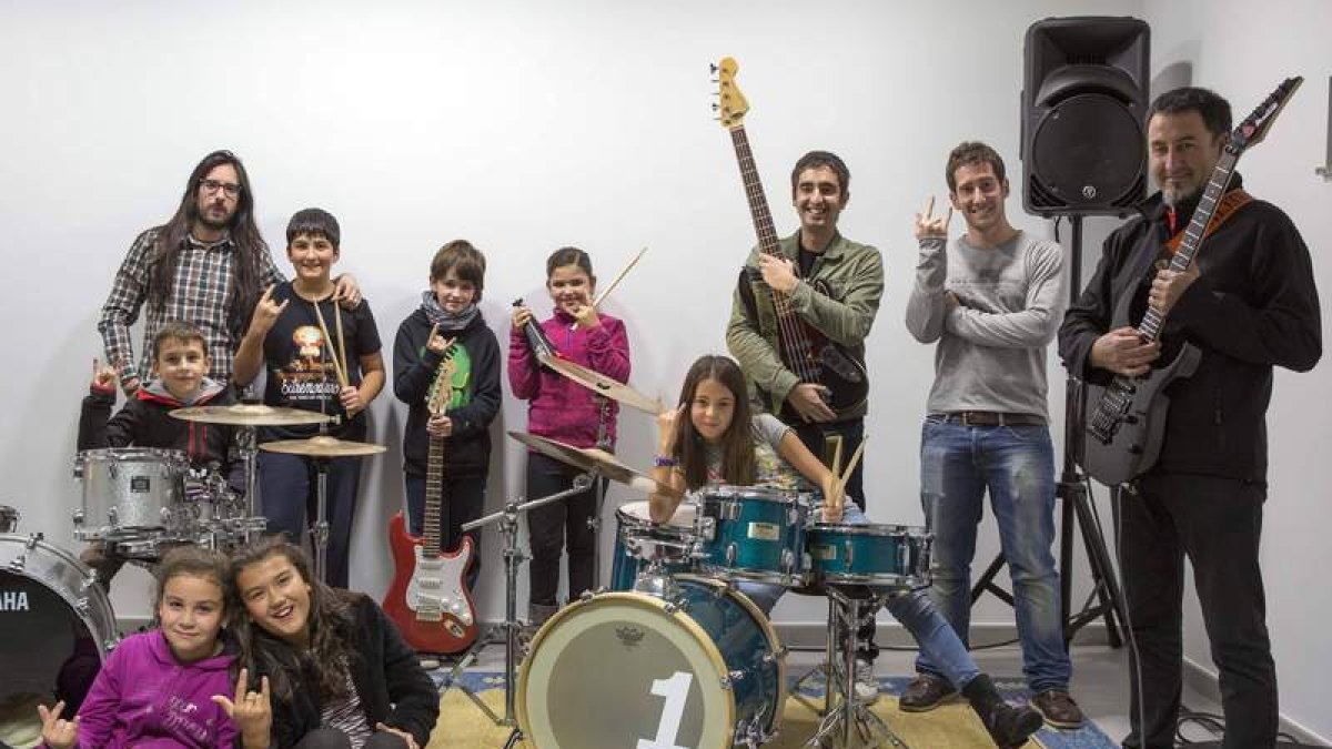 Escuela de Rock de Castilla y León en la localidad salmantina de Machacón.