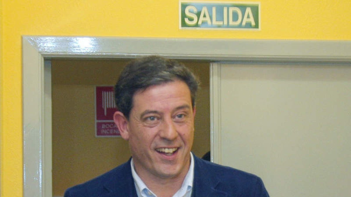 El ex secretario general del PSOE en Galicia, José Ramón Gómez Besteiro. XOÁN REY