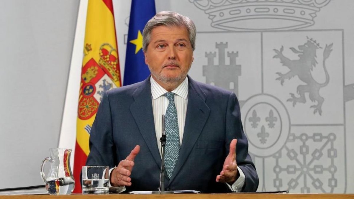 El ministro Íñigo Méndez de Vigo en rueda de prensa.